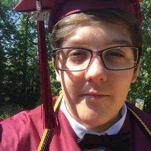 Meet your Posher, Carlee